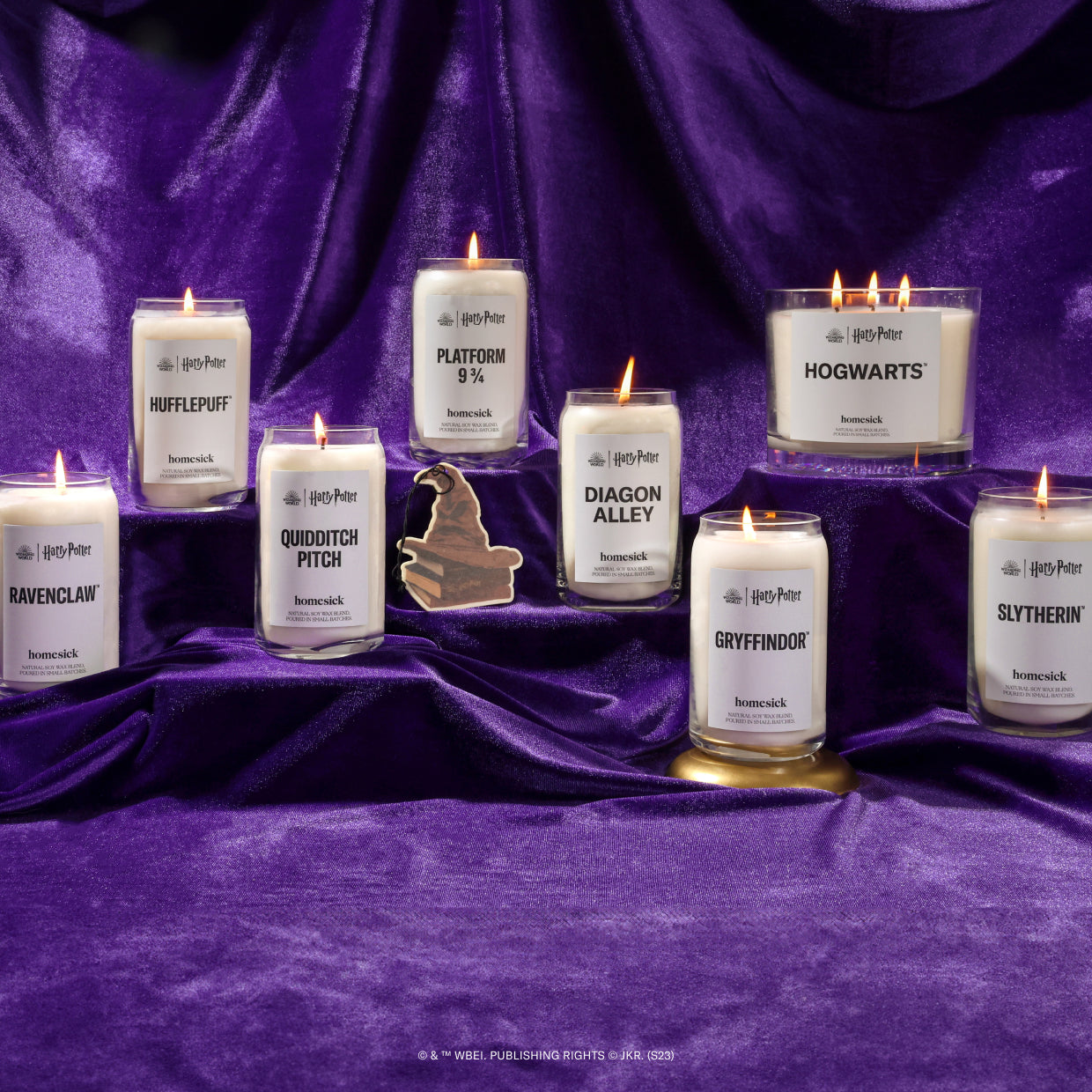 HMS.Harry_.Potter.Platform.9.4.3.Candle.1.Ecom_.PDP_.4.jpg